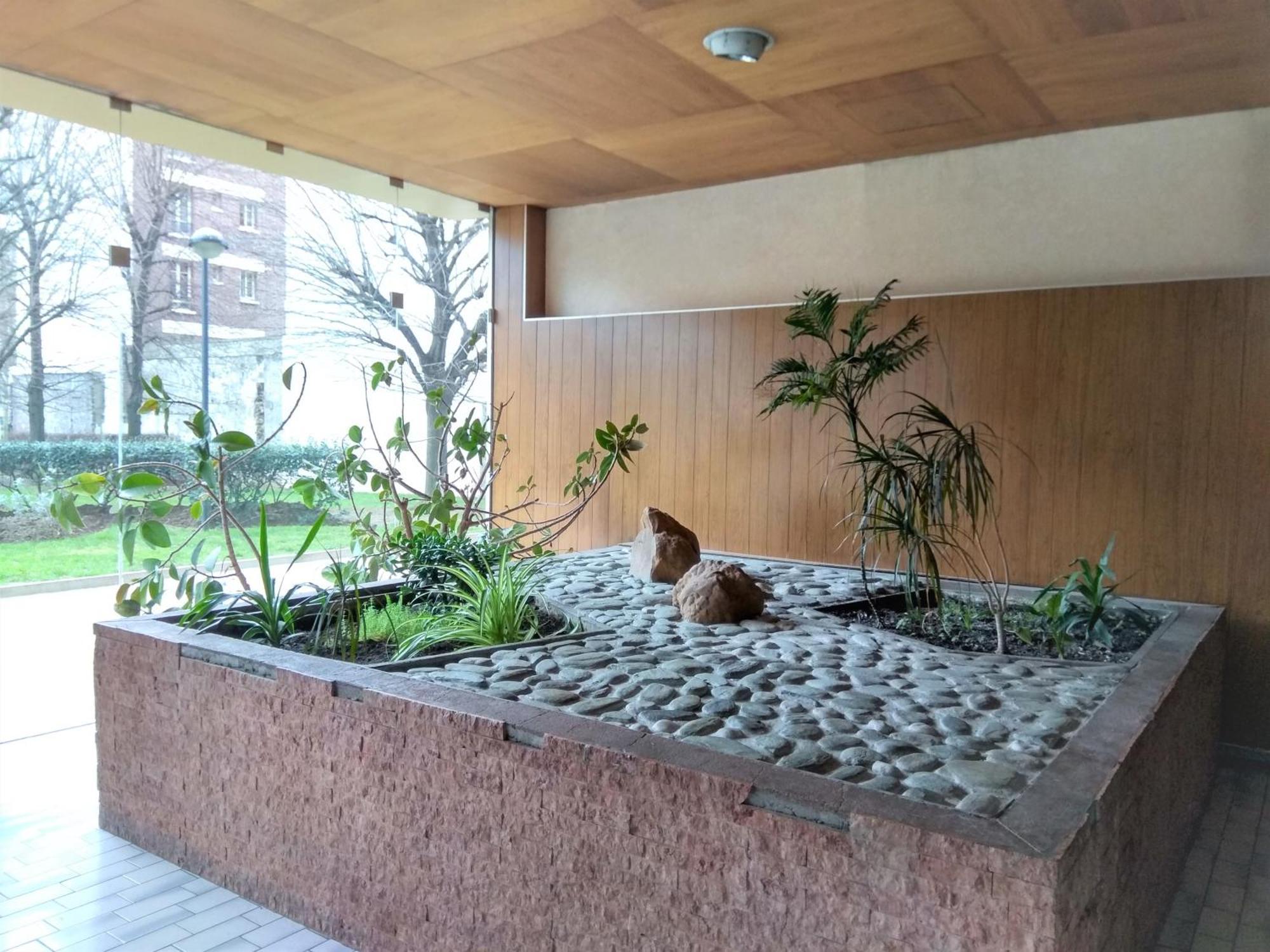 Budget Apart With Balcony And Great View Saint-Denis  Ngoại thất bức ảnh